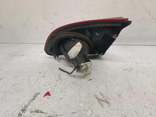 FEU ARRIERE GAUCHE NISSAN - Vue 2